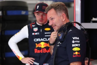 Horner ne croit pas aux 'bruits extérieurs' donnant Verstappen sur le départ