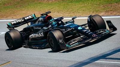 Test Pirelli F1&nbsp;: Près de 320 tours pour Mercedes et Ferrari à Barcelone