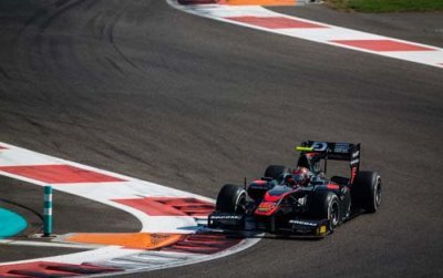 Essais de Yas Marina, Jour 3&nbsp;: Matsushita meilleur temps entre les drapeaux rouges