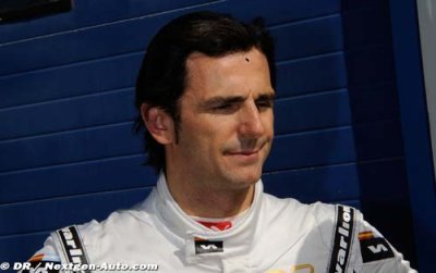 Pedro De La Rosa cleared to compete in FP1