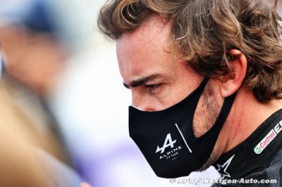 Prost s’attendait à un retour en F1 difficile d’Alonso après son accident de vélo
