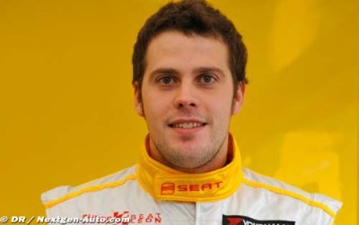 A petrol SEAT Leon for Marc Carol