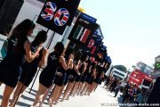 Le rôle des grid girls précisé et défendu par l'une d'entre elles
