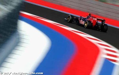 Austin track gets Kvyat’s flag colours wrong