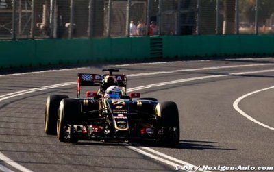 Qualifying - Australian GP report: Lotus Mercedes