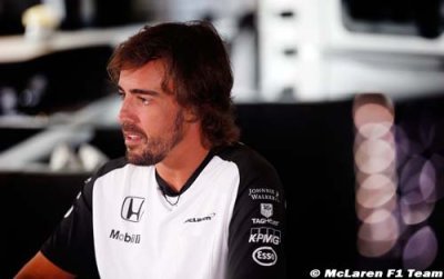 Alonso&nbsp;: McLaren dispose du meilleur châssis derrière Red Bull