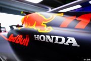 Honda, Renault could be fined for F1 budget breaches