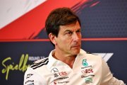 Wolff va prolonger Russell et Antonelli... en gardant Verstappen en tête