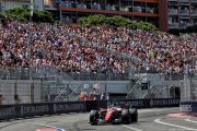 Leclerc révèle un 'problème' avec sa Ferrari, sa 4e place à Monaco est 'une très grande déception'