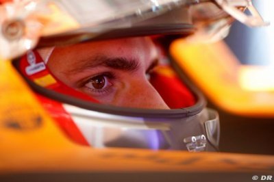 Virtual racing will not replace F1 - Sainz