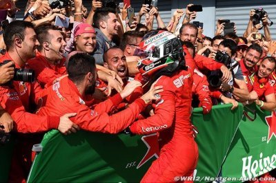 Leclerc révèle n’avoir ’pas dormi’ après sa victoire de Monza