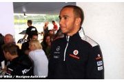 Hamilton not worried about Mercedes slump