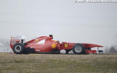 Valence&nbsp;: Alonso en tête à la mi-journée
