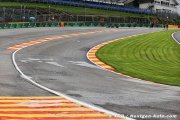 Driver tests proposed new Eau Rouge layout