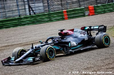 Aucune raison de pénaliser Hamilton pour sa marche arrière selon la FIA