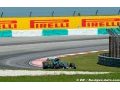 Rosberg denies 'blocking' Hamilton