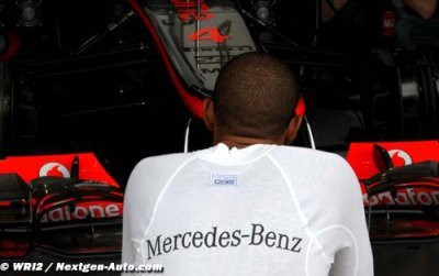 Hamilton cheery or cheesed off as Button copies setup?