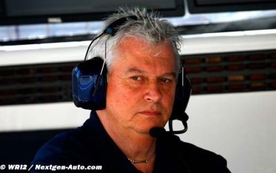 Symonds&nbsp;: Williams doit exploiter les failles de Mercedes