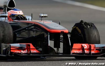Jenson Button attend la 