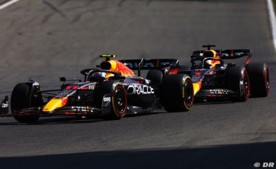 Pérez&nbsp;: Un plancher différent pour maîtriser une RB18 ’difficile’