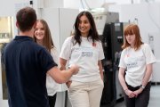 Alpine F1 Team lance son Girls Mentoring Scheme 