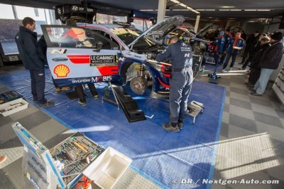 Suède, ES9&nbsp;: Un problème de boîte pour Neuville