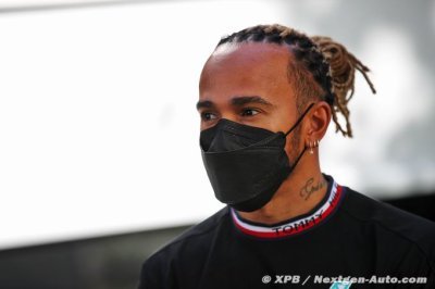 Hamilton pourrait investir 10 millions de livres dans le club de football de Chelsea