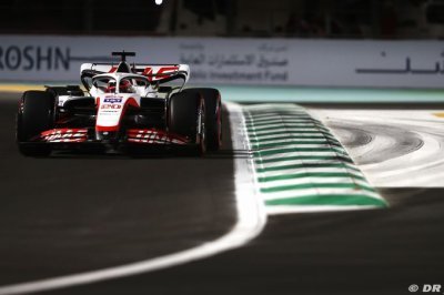 Steiner&nbsp;: Haas F1 veut ’viser les points à chaque course’
