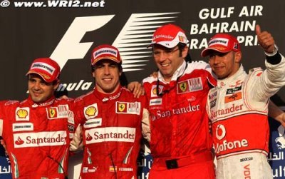 Alonso powers to victory