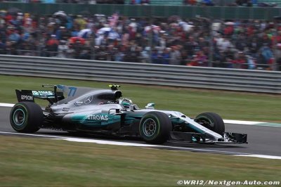 Bottas&nbsp;: La balle est dans le camp de Mercedes pour son contrat