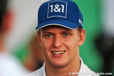 Mick Schumacher parle du record de titres de son père Michael