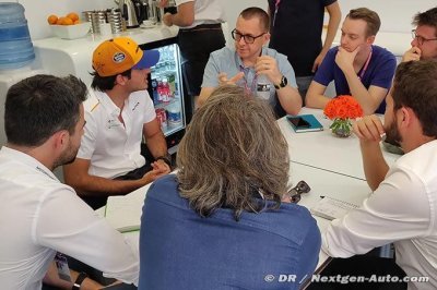 Haas a ‘plus de cinq dixièmes’ d’avance sur McLaren selon Sainz