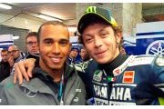 Hamilton a rencontré Rossi au GP de France Moto