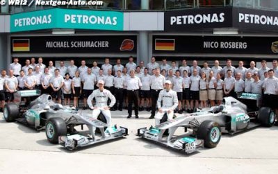 Mercedes ’not big enough’ to win admits Rosberg
