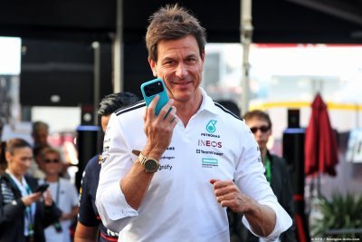 Mercedes F1 atteint une valorisation record avec une vente partielle des parts de Wolff