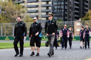 No pressure on dead-last Williams - Russell