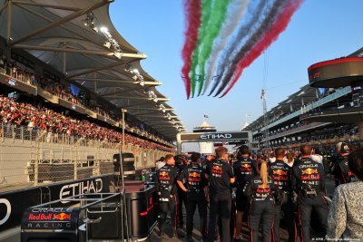 Abu Dhabi fights to keep 2026 F1 finale