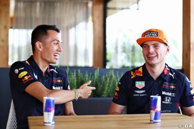 Albon dit avoir ‘déjà beaucoup appris’ de Verstappen chez Red Bull