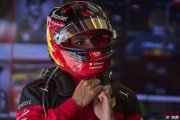 Alonso 'closer to victory' than Ferrari - Sainz