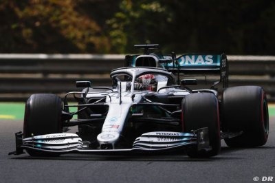 Hamilton wants new $66m per year Mercedes deal