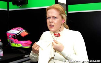 Female driver says F1 series for women ’good idea’