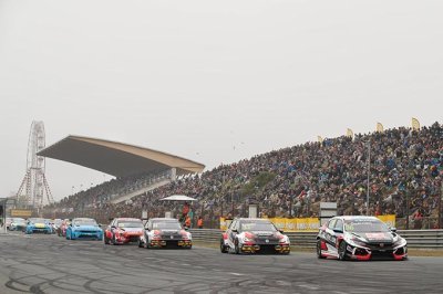 Zandvoort, Race 2: Guerrieri beats SLR Volkswagen duo for win