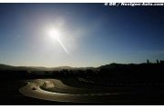 Drivers begin to arrive in sunny Bahrain