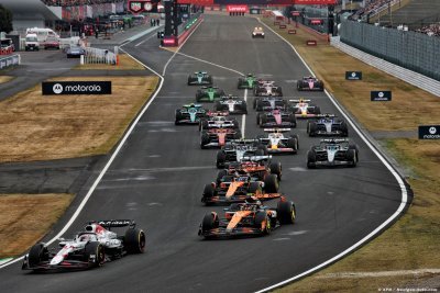 Verstappen résiste aux pilotes McLaren F1 et gagne le GP du Japon