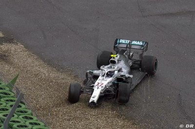 Bottas explique son crash&nbsp;: On m’a demandé de pousser pour le podium