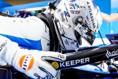 Albon toujours privé de sa chance, alors qu’il est considéré comme ’le GOAT du karting’