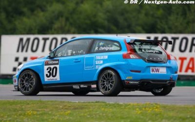 Brno - Warm-up: Dahlgren chases Muller