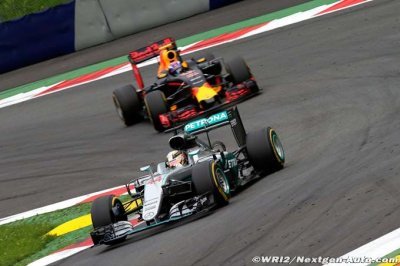 Hungaroring, FP1: Hamilton sets blistering pace