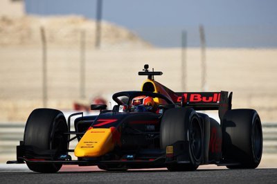 Sakhir, Jour 1&nbsp;:  Les Carlin gardent la forme sur le circuit de Bahreïn