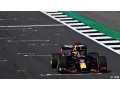 Vidéo - Albon et la Red Bull RB16 en piste à Silverstone